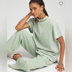 Chico’s Zenergy® Beach Slub Funnel Neck Pullover Top, Size 1 (M)